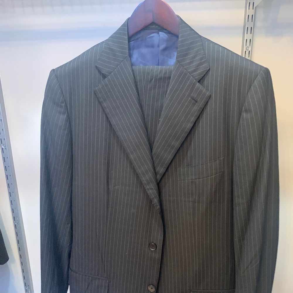 Gianluca Isaia Napoli Men’s Suit – Charcoal Pinstripe Wool, Made in Italy